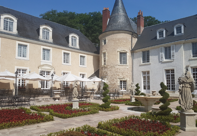 Château de Beauvais à Saint-Étienne-de-Chigny (Indre-et-Loire)